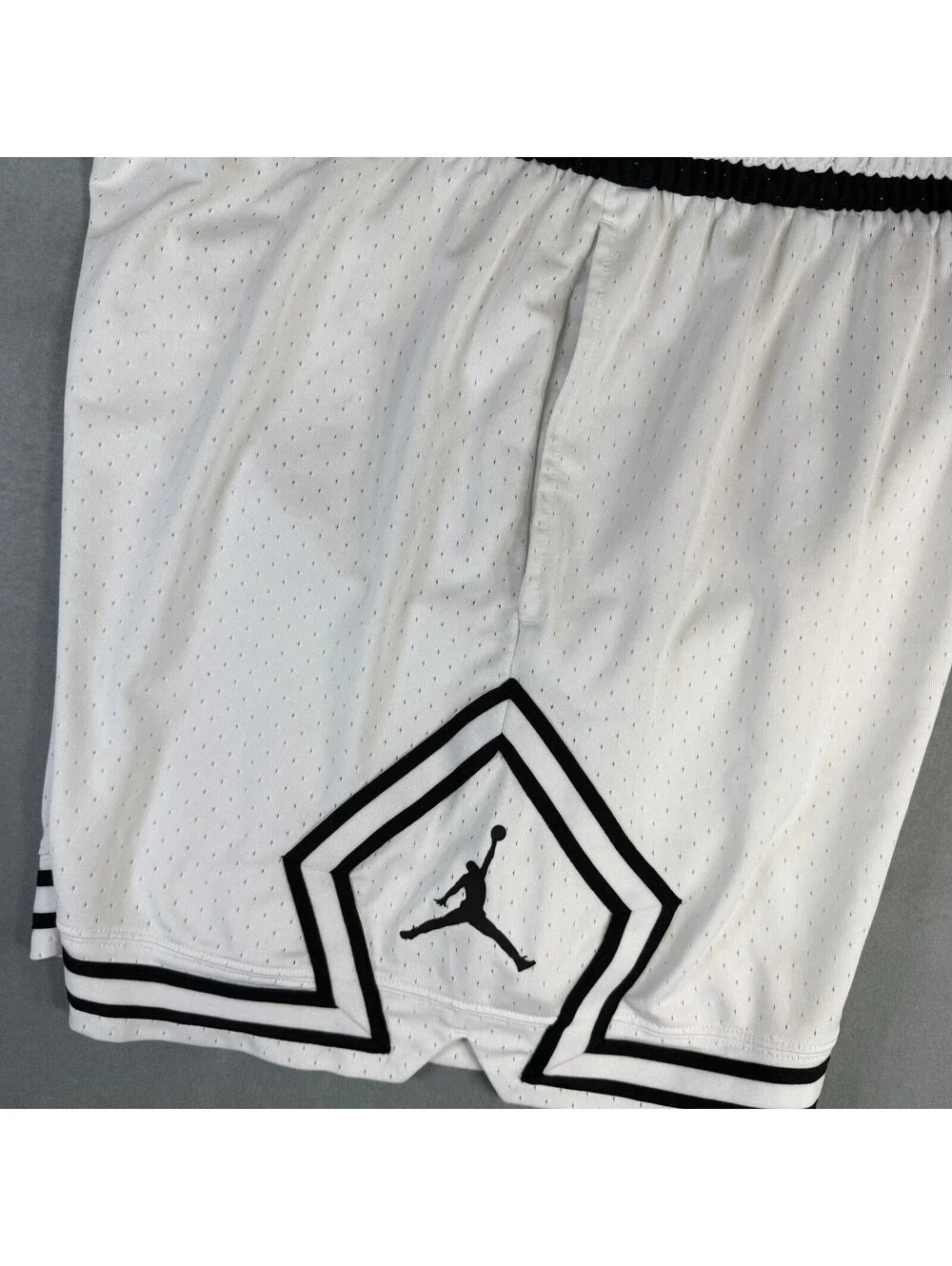 Air Jordan Mesh Diamond Shorts Mens XXL White Dri Fit Basketball Sport HF9910